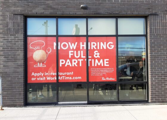 Cartaz de emprego - now hiring - Payroll