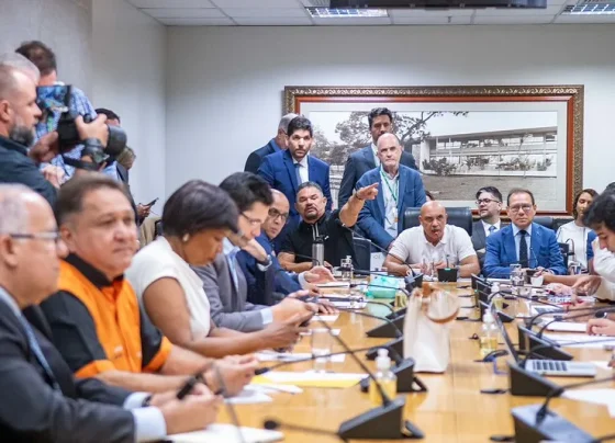 reunião com deputados na Câmara Legislativa do Distrito Federal (CLDF)