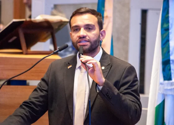 Deputado Fábio Felix protocola representação contra o governador Ibaneis Rocha no MPDFT.