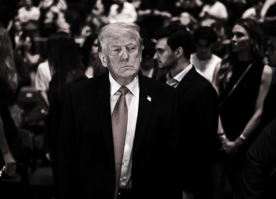 Família Trump fecha acordos bilionários e enfrenta críticas éticas