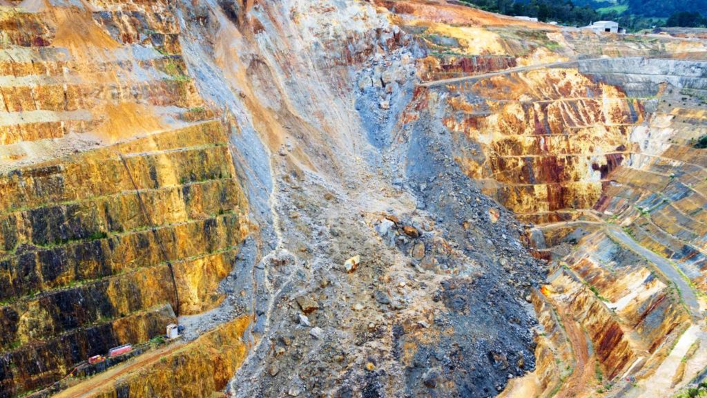 Mina de ouro avaliada em R$ 1 trilhão é descoberta próxima ao Brasil e países brigam pela posse