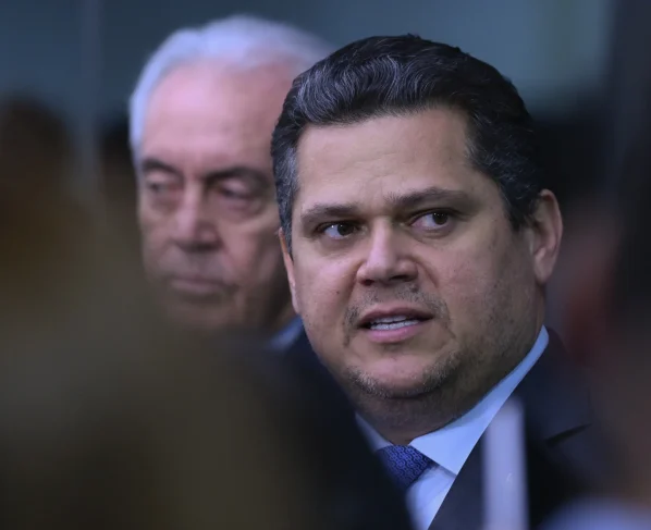 O presidente do Senado Federal, senador Davi Alcolumbre (União-AP) anunciou que a análise de Messias será em 10 de dezembro