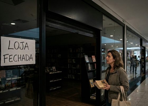 Adeus a uma das maiores redes de livrarias do país: dezenas de unidades encerram as atividades