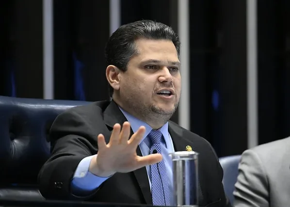O presidente do Senado, Davi Alcolumbre